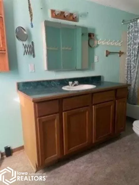 204 N N Frst, Cincinnati, IA 52549 photo 7
