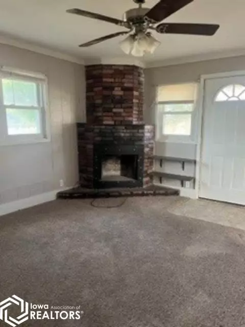 204 N N Frst, Cincinnati, IA 52549 photo 3