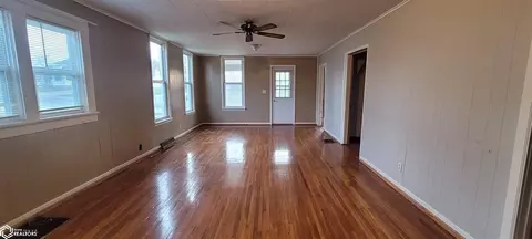 1202 S Main St, Centerville, IA 52544 photo 4