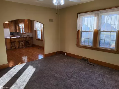 301 E Thomas St, Avoca, IA 51521 photo 16