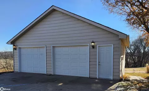 301 E Thomas St, Avoca, IA 51521 photo 40