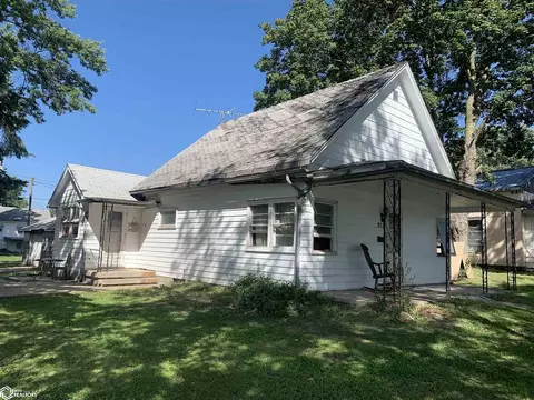 212 S Sumner Ave, Creston, IA 50801