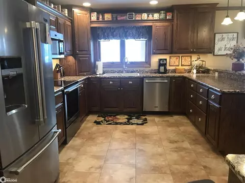 310 18th Ave NE, Hampton, IA 50441 photo 14