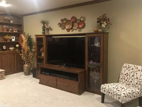 310 18th Ave NE, Hampton, IA 50441 photo 8