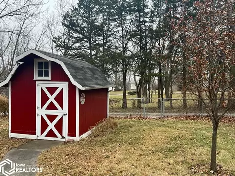 1300 E Grant St, Centerville, IA 52544 photo 11