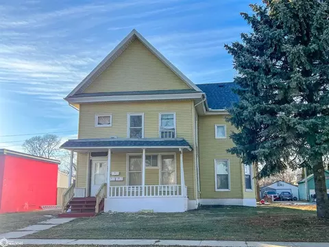 117 4th St SE, Hampton, IA 50441 photo 1