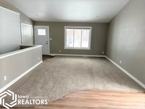 307 E North St, Algona, IA 50511 photo 3