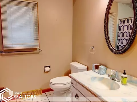 1115 Main St, Hamilton, IL 62341 photo 10
