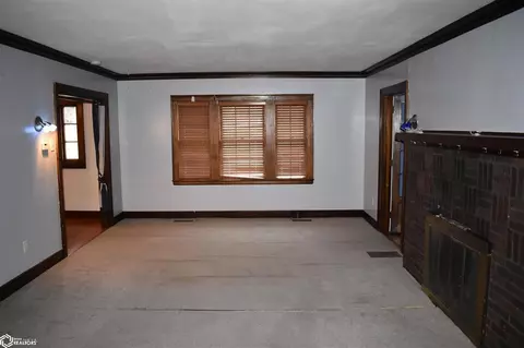 405 Ninth St, Eldon, IA 52554 photo 15