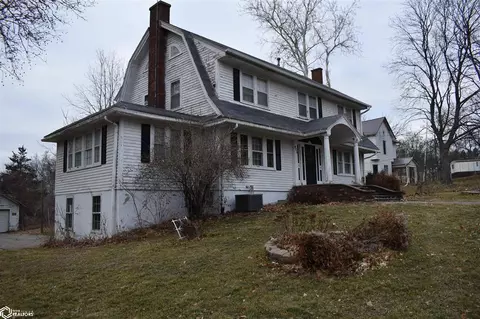 405 Ninth St, Eldon, IA 52554 photo 3