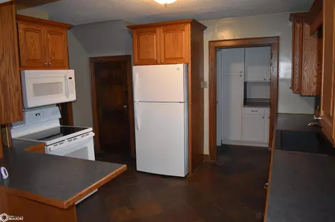 405 Ninth St, Eldon, IA 52554 photo 23