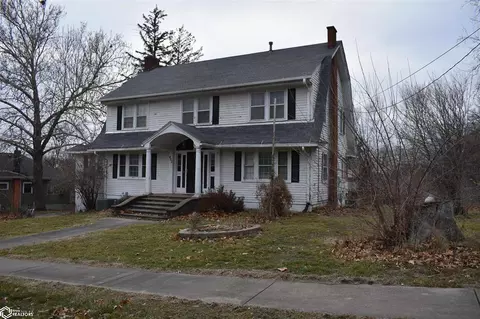 405 Ninth St, Eldon, IA 52554 photo 2