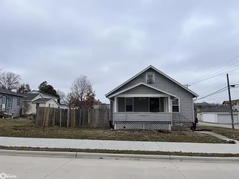 205 W Warren St, Mount Pleasant, IA 52641