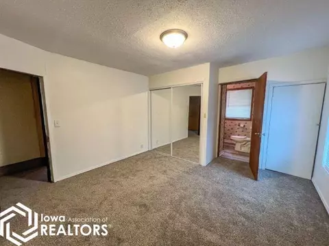 115 5th St SE, Hampton, IA 50441 photo 22
