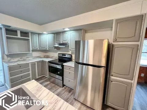 115 5th St SE, Hampton, IA 50441 photo 4
