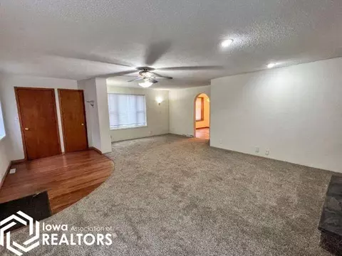 115 5th St SE, Hampton, IA 50441 photo 10