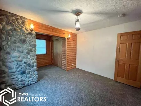 115 5th St SE, Hampton, IA 50441 photo 29