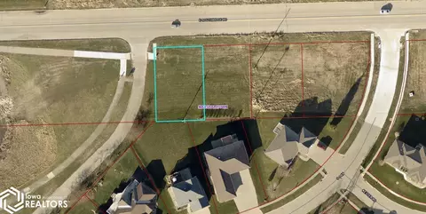801 E Southridge Rd, Marshalltown, IA 50158