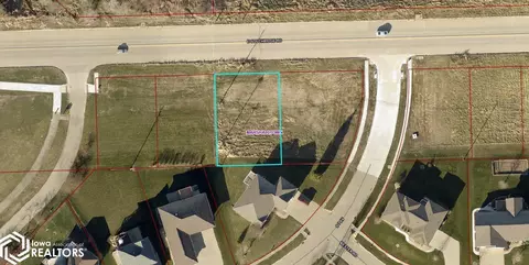 901 E Southridge Rd, Marshalltown, IA 50158