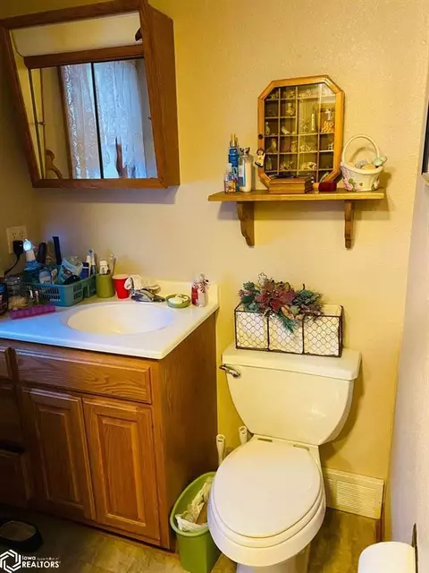 229 E North St, Manly, IA 50456 photo 7