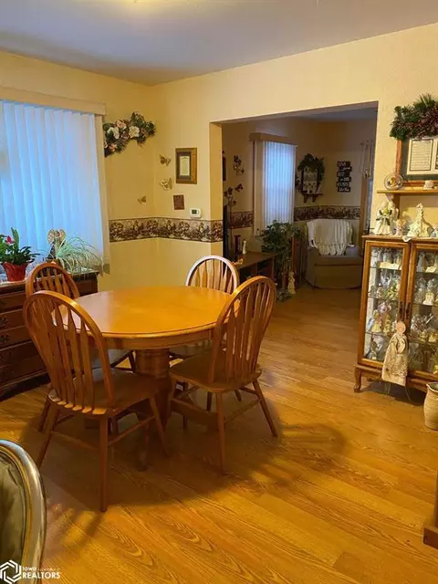229 E North St, Manly, IA 50456 photo 6