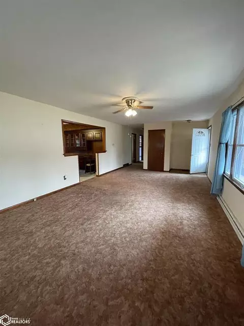 1321 Laurel St, Hamilton, IL 62341 photo 3