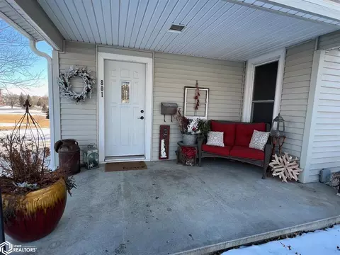 801 E 10th St, Atlantic, IA 50022 photo 3
