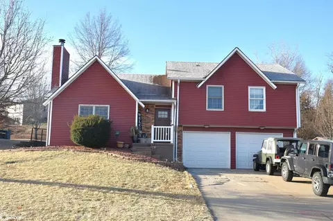 2039 Golfview Cir, Centerville, IA 52544