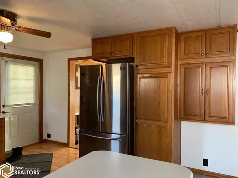611 S Maple St, Creston, IA 50801 photo 12
