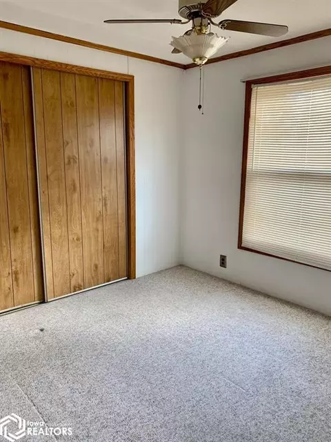611 S Maple St, Creston, IA 50801 photo 21