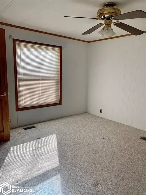 611 S Maple St, Creston, IA 50801 photo 22