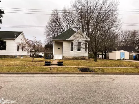 1611 Green St, Burlington, IA 52601