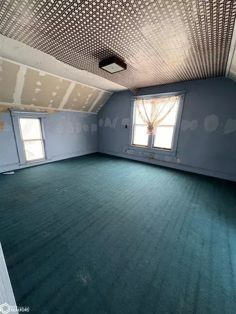 130 Cedar St, Westside, IA 51467 photo 9