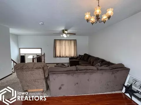 1525 E Grant St, Centerville, IA 52544 photo 9