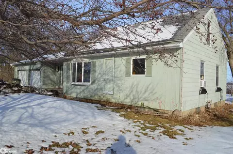 1010 4th St SE, Hampton, IA 50441 photo 2