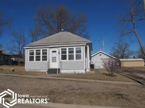 1125 Orchard Ave, Chariton, IA 50049