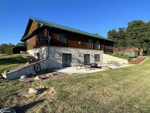 24418 Lacey Trail Trl, Keosauqua, IA 52565