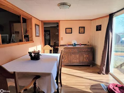 606 W Walnut St, Eldon, IA 52554 photo 15