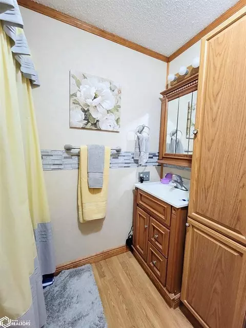 606 W Walnut St, Eldon, IA 52554 photo 22