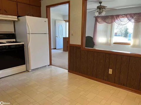 447 E Valley Dr, Carroll, IA 51401 photo 5