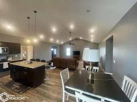 715 1st St, Plano, IA 52581 photo 10