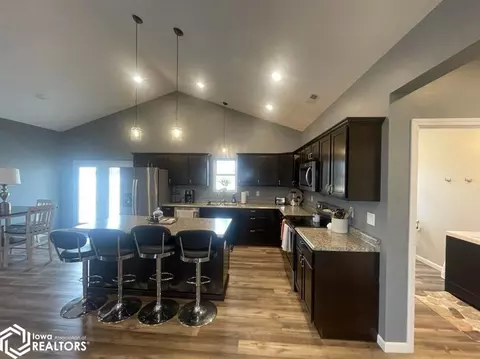 715 1st St, Plano, IA 52581 photo 9