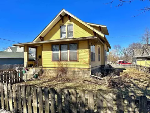 1317 5th Ave, Grinnell, IA 50112