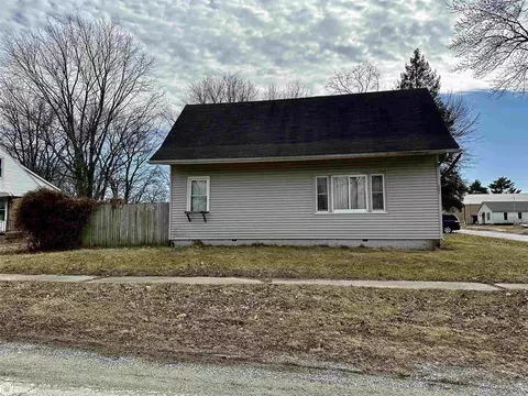 201 E Main St, Industry, IL 61440