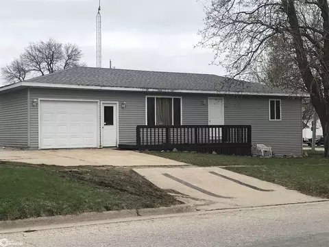 700 Elm St, Dumont, IA 50625