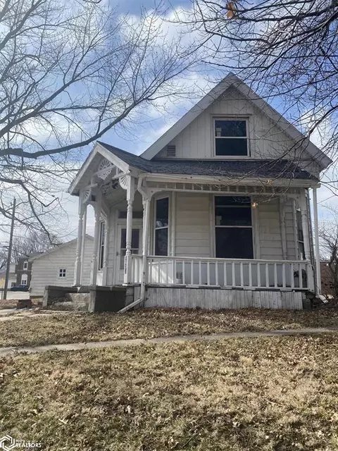 1801 Highland Ave, Burlington, IA 52601