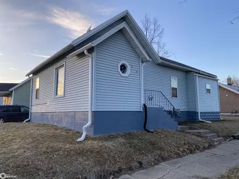 502 N 1st Ave, Marshalltown, IA 50158