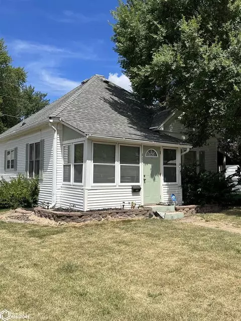 405 N Ferry St, Ottumwa, IA 52501