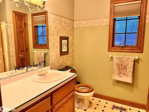 122 E 3rd St, Templeton, IA 51463 photo 15