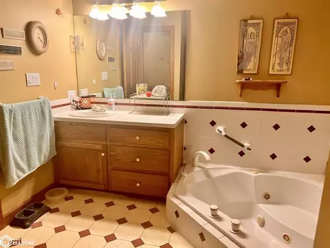 122 E 3rd St, Templeton, IA 51463 photo 26